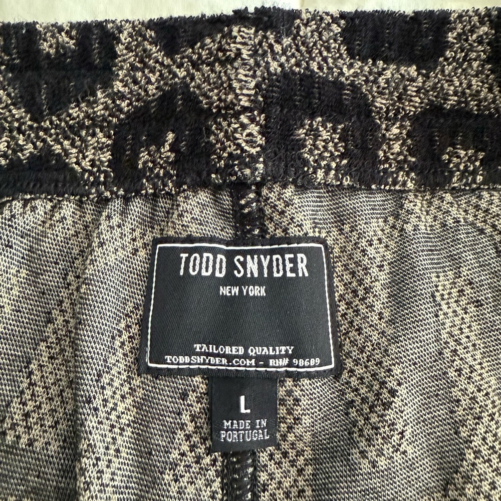 Todd Snyder Black & Gray Geometric Knit Jogger Pants - Picture 4 of 5